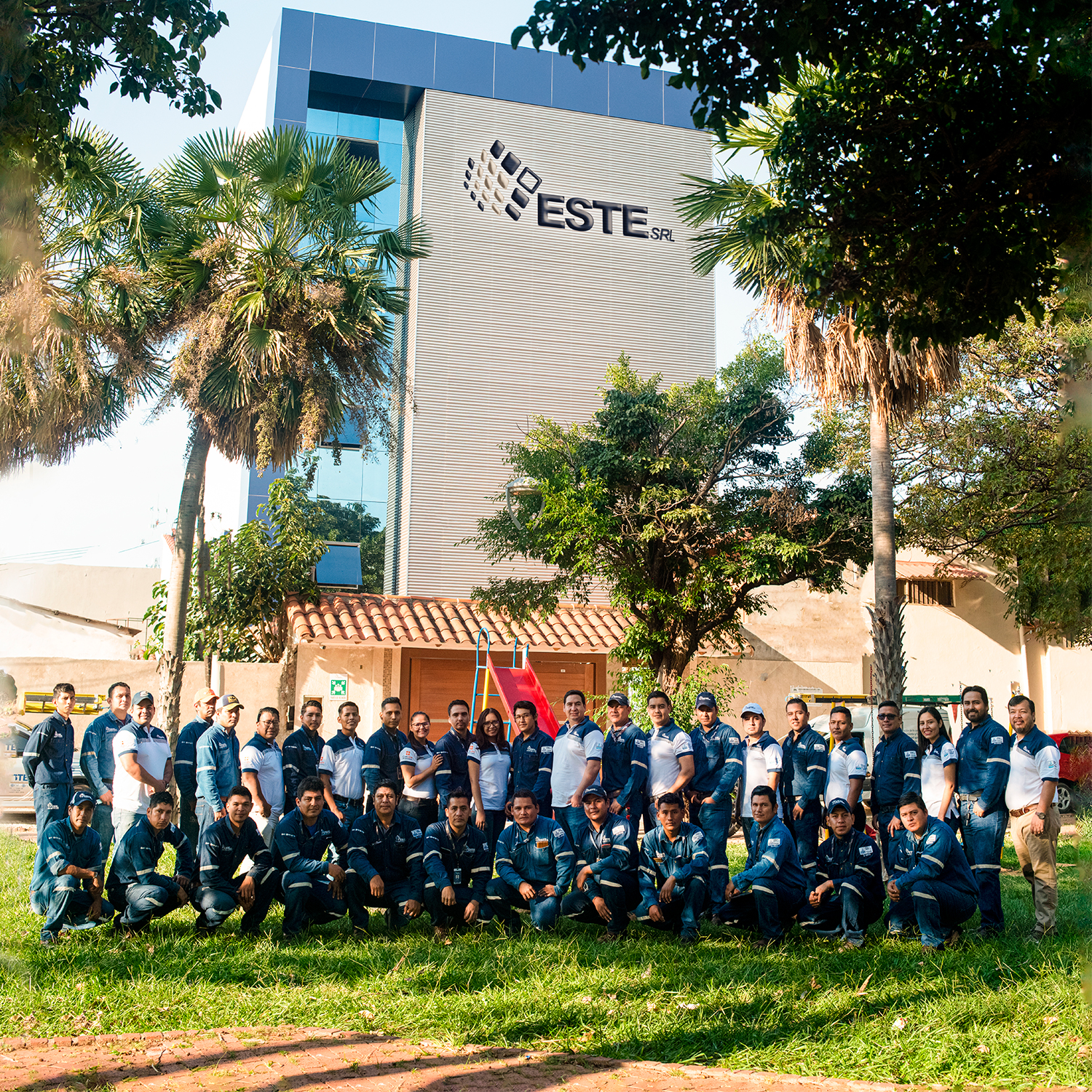 Edificio de ESTE SRL